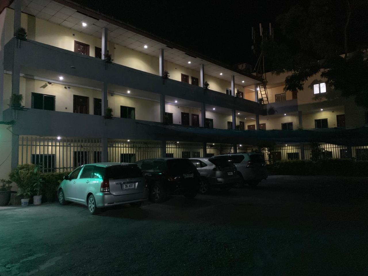 Chong Ti Hotel Dili Extérieur photo