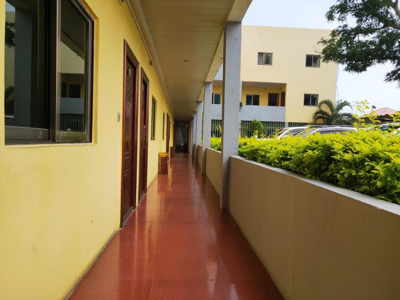 Chong Ti Hotel Dili Extérieur photo