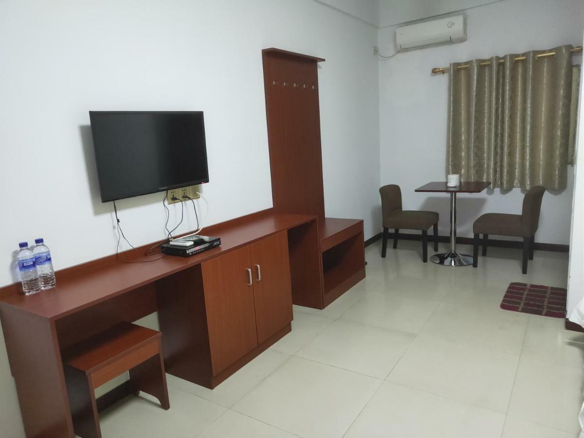 Chong Ti Hotel Dili Extérieur photo